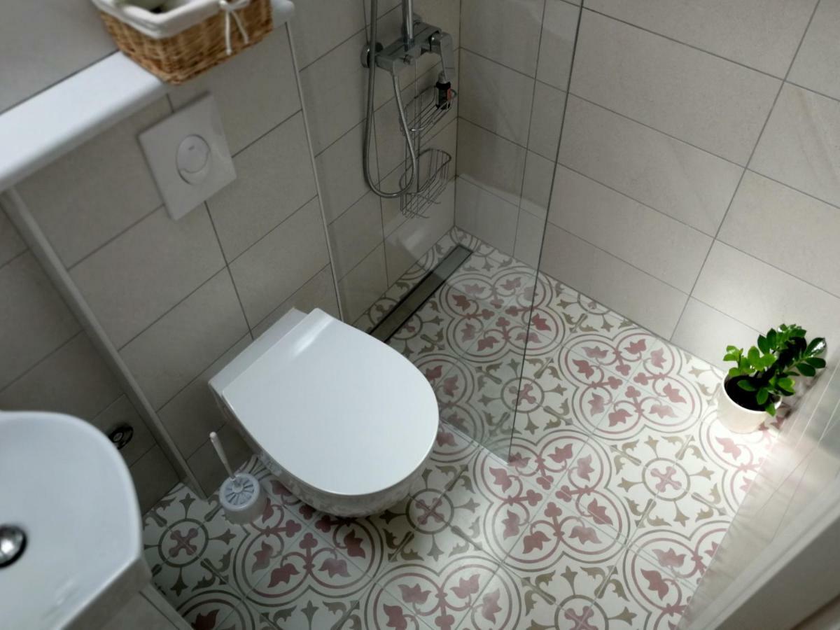 Holiday Home Babi Baška Voda Esterno foto